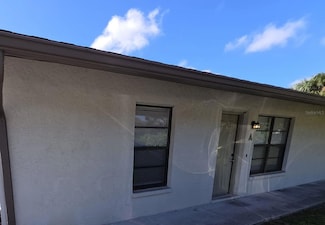 9403 Lynn Ln Unit A, Seminole, FL 33777