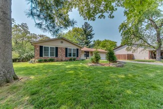2 Great Knight Ct, Ballwin, MO 63011