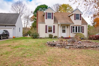 63 Maple Ridge Dr, Somers, CT 06071