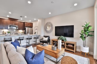 17 Lisbon Ln, Redwood City, CA 94063