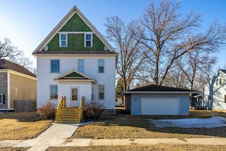 509 Pleasant Ave, Crookston, MN 56716