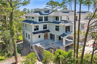 15 Bradley Cir, Hilton Head Island, SC 29928