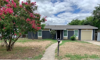 618 Pinewood Ln, San Antonio, TX 78216