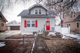 629 Lake St, Minot, ND 58703