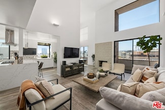 1271 Granville Ave Unit 404, Los Angeles, CA 90025