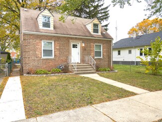 12432 S Elizabeth St, Calumet Park, IL 60827