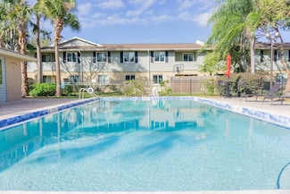 223 Thorn Tree Place, Brandon, FL 33510