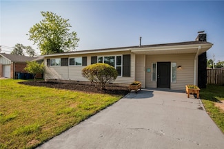 809 NW 11th St, Bentonville, AR 72712
