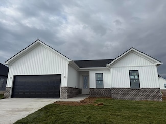 120 Patchen Dr, Lexington, KY 40517