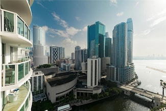 31 SE 5th St Unit 3008, Miami, FL 33131