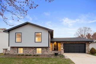 540 Shenandoah Trail, Elgin, IL 60123