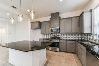 1531 Crystal Stream Dr, Sienna, TX 77459