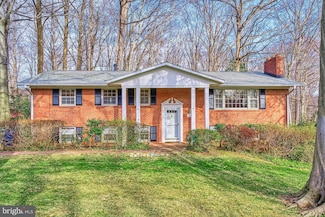 4925 Tunlaw St, Alexandria, VA 22312