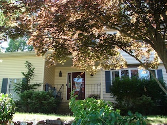 181 Castle Rd, Bristol, CT 06010