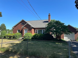 37 Palmer Ave, Chicopee, MA 01020