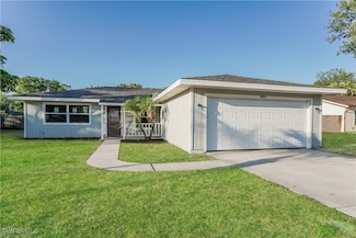 15863 Willoughby Ln, Fort Myers, FL 33905