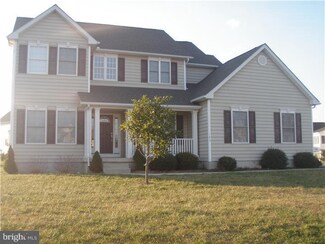 163 Riverside Dr, Magnolia, DE 19962