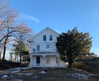22 Mountain Rd, Princeton, MA 01541