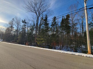 22 Jackson Dr, Veazie, ME 04401