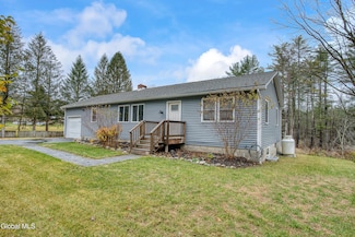 547 Middle Grove Rd, Middle Grove, NY 12850