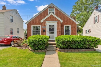 3220 John R St, Trenton, MI 48183