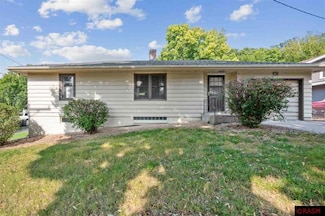 520 520 E Elm St, Mankato, MN 56001