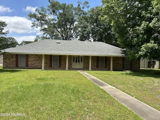 373 Scenic Dr, Ville Platte, LA 70586