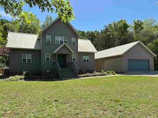 834 S Riverview Ln, Mountain View, AR 72560