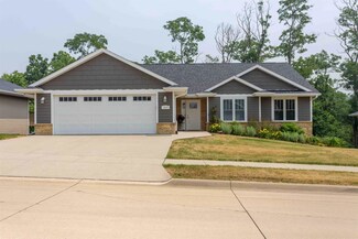1010 Marisa Ridge, Dubuque, IA 52001