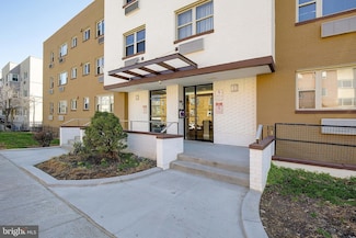 738 Longfellow St NW Unit 216, Washington, DC 20011
