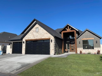 2253 Caribel St, Twin Falls, ID 83301