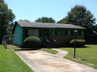 2516 Abelwood Rd, Charlotte, NC 28216