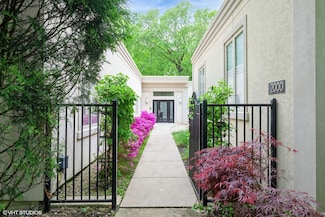 2000 Clendenin Ln, Riverwoods, IL 60015