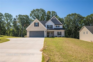 646 Cedar Dr, Winston-Salem, NC 27107
