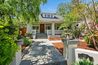 52 Myrtle St, Redwood City, CA 94062
