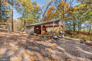 105 Woods Rd, Newville, PA 17241