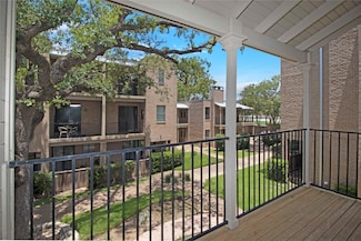 611 E 45th St Unit 8, Austin, TX 78751