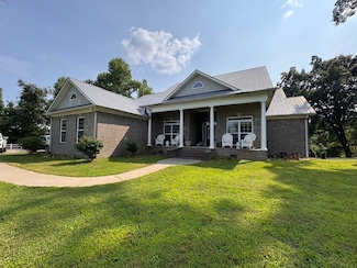 1425 Bartlett Hollow Rd, Petersburg, TN 37144