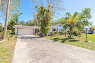 2217 Green St, South Daytona, FL 32119