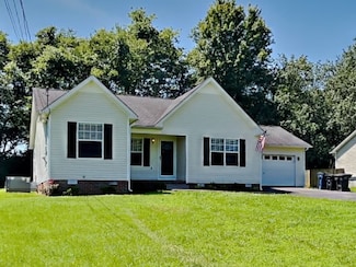 504 Winning Dr, Columbia, TN 38401