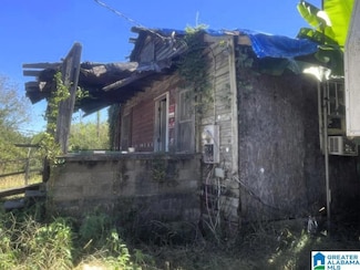 106 Isbell Rd, Pell City, AL 35125