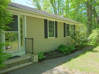 1674 Islington St, Portsmouth, NH 03801
