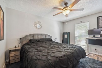 12130 74th St, Largo, FL 33773