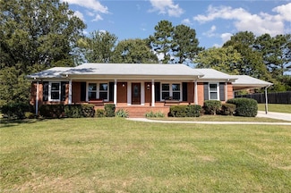 4112 Stirrup Dr, Greensboro, NC 27407