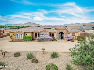 810 W Hidden Valley Dr, Phoenix, AZ 85086