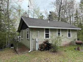 4730 N Lake Rd S, Florence, WI 54121