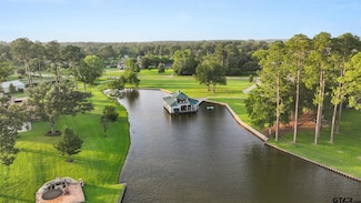 17790 Southpoint Rd, Whitehouse, TX 75791