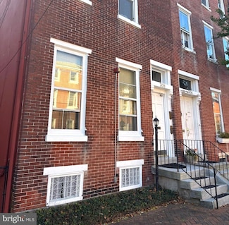 308 E Union St, Burlington, NJ 08016