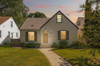 5553 24th Ave S, Minneapolis, MN 55417
