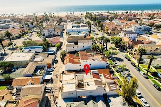 322 12th St, Huntington Beach, CA 92648